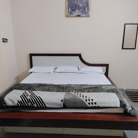 Ramashray Guest House Ujjain Esterno foto