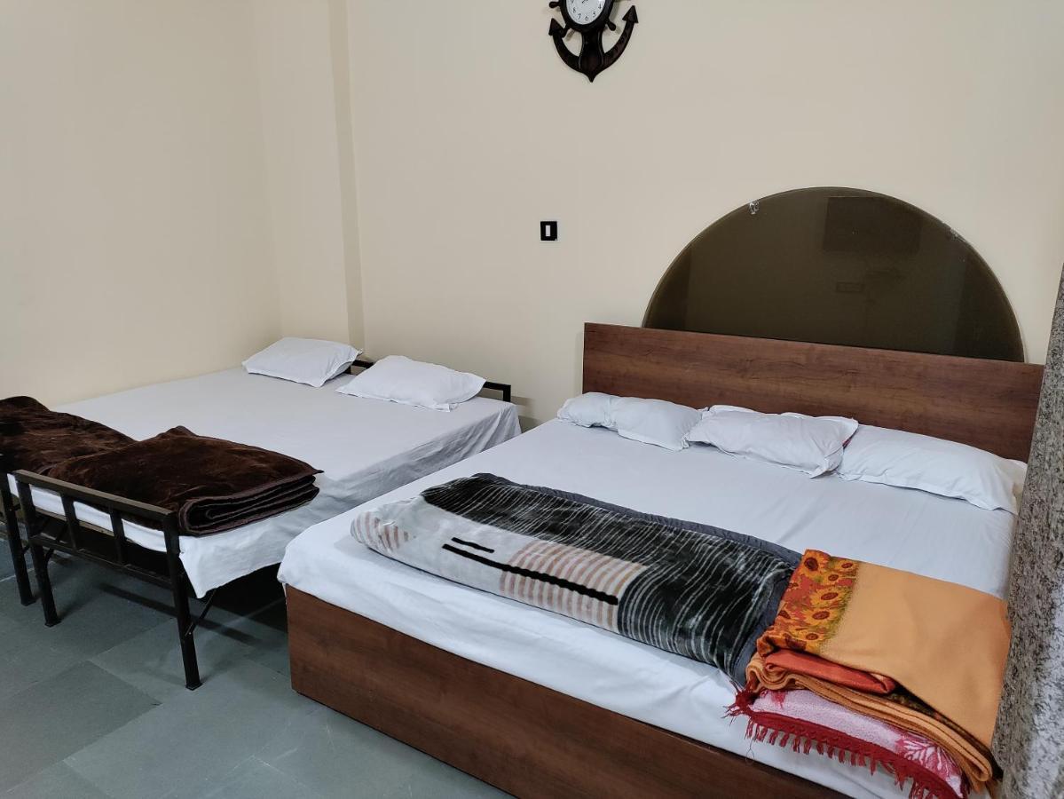 Ramashray Guest House Ujjain Esterno foto